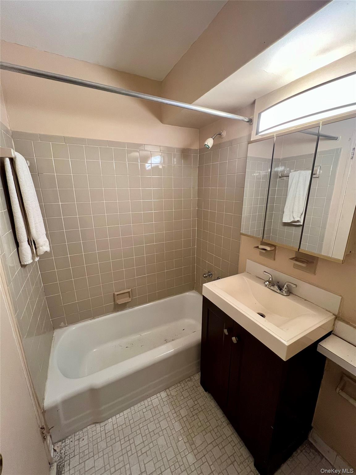 #16 photo, 86-29 155 Avenue, Howard Beach , NY 11414