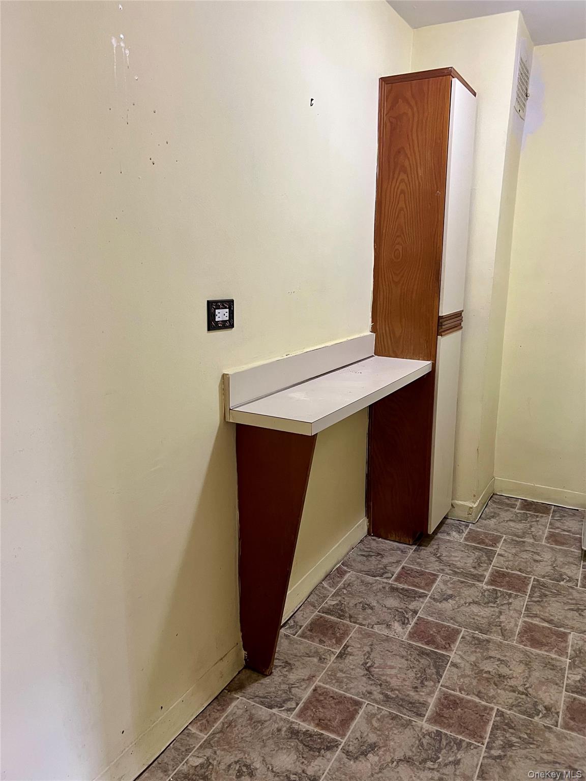 #6 photo, 86-29 155 Avenue, Howard Beach , NY 11414