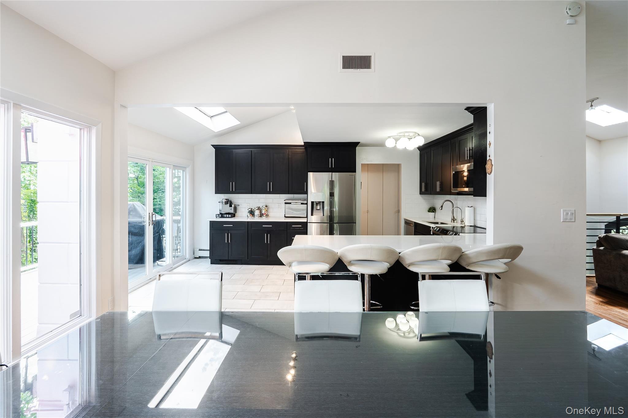 #12 photo, 5 Chadwick Road, Great Neck , NY 11023