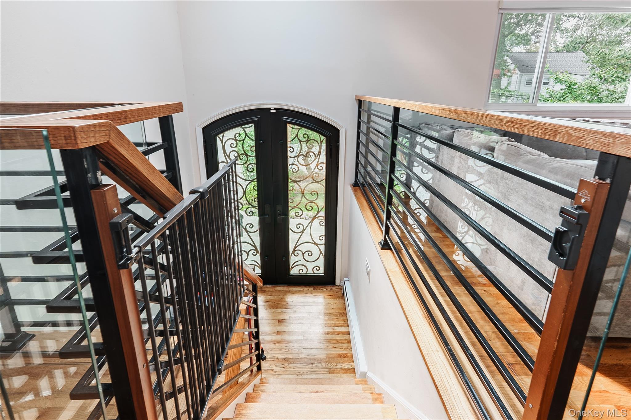 #4 photo, 5 Chadwick Road, Great Neck , NY 11023