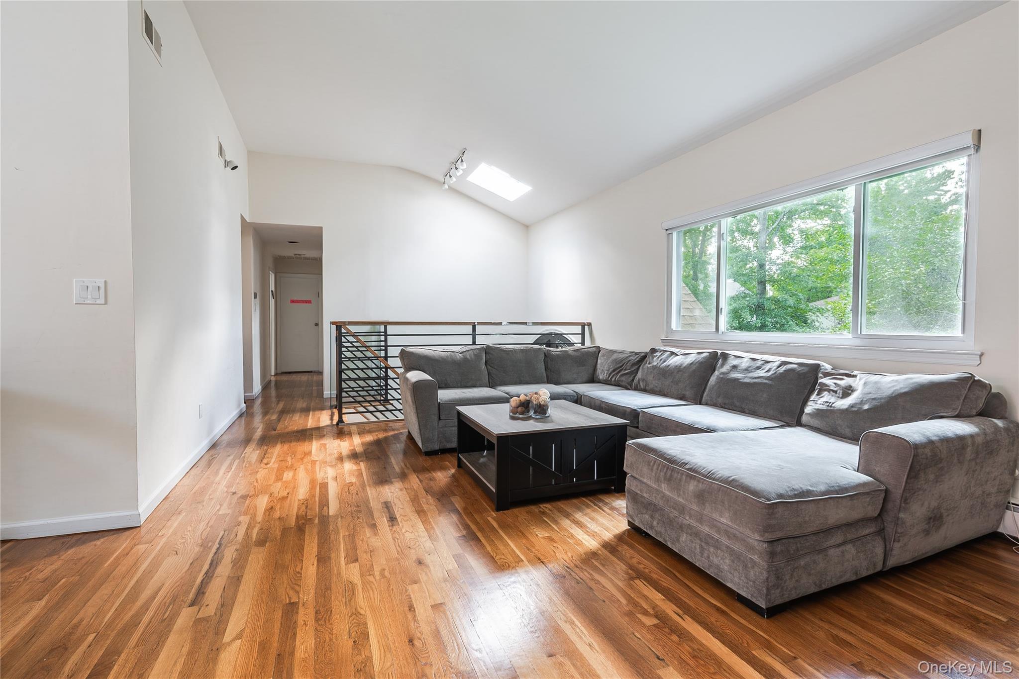 #7 photo, 5 Chadwick Road, Great Neck , NY 11023