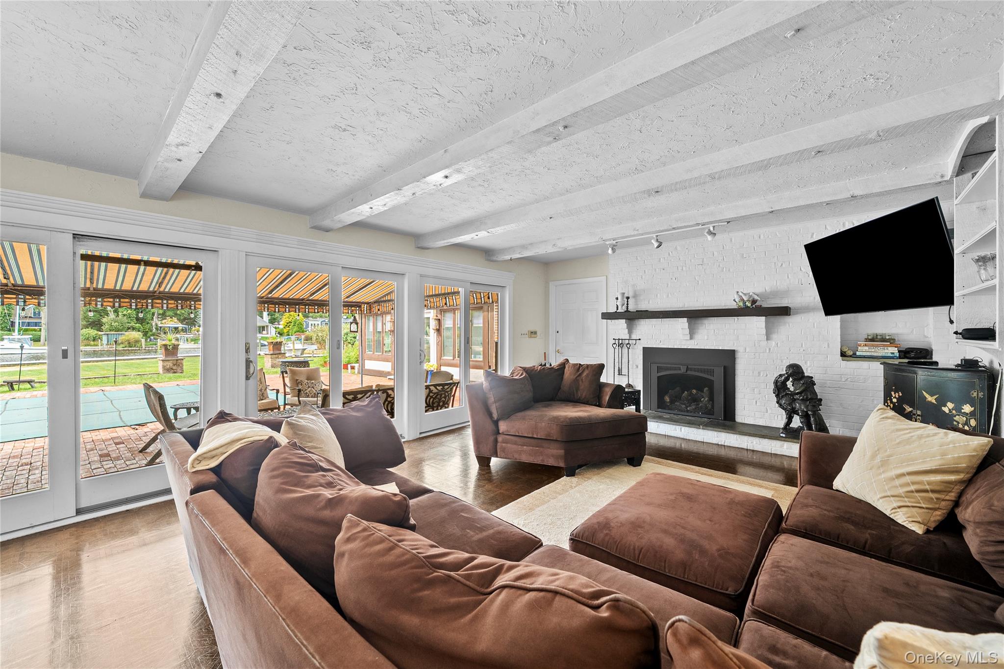 #13 photo, 4 Saltmeadow Court, Bayport , NY 11705