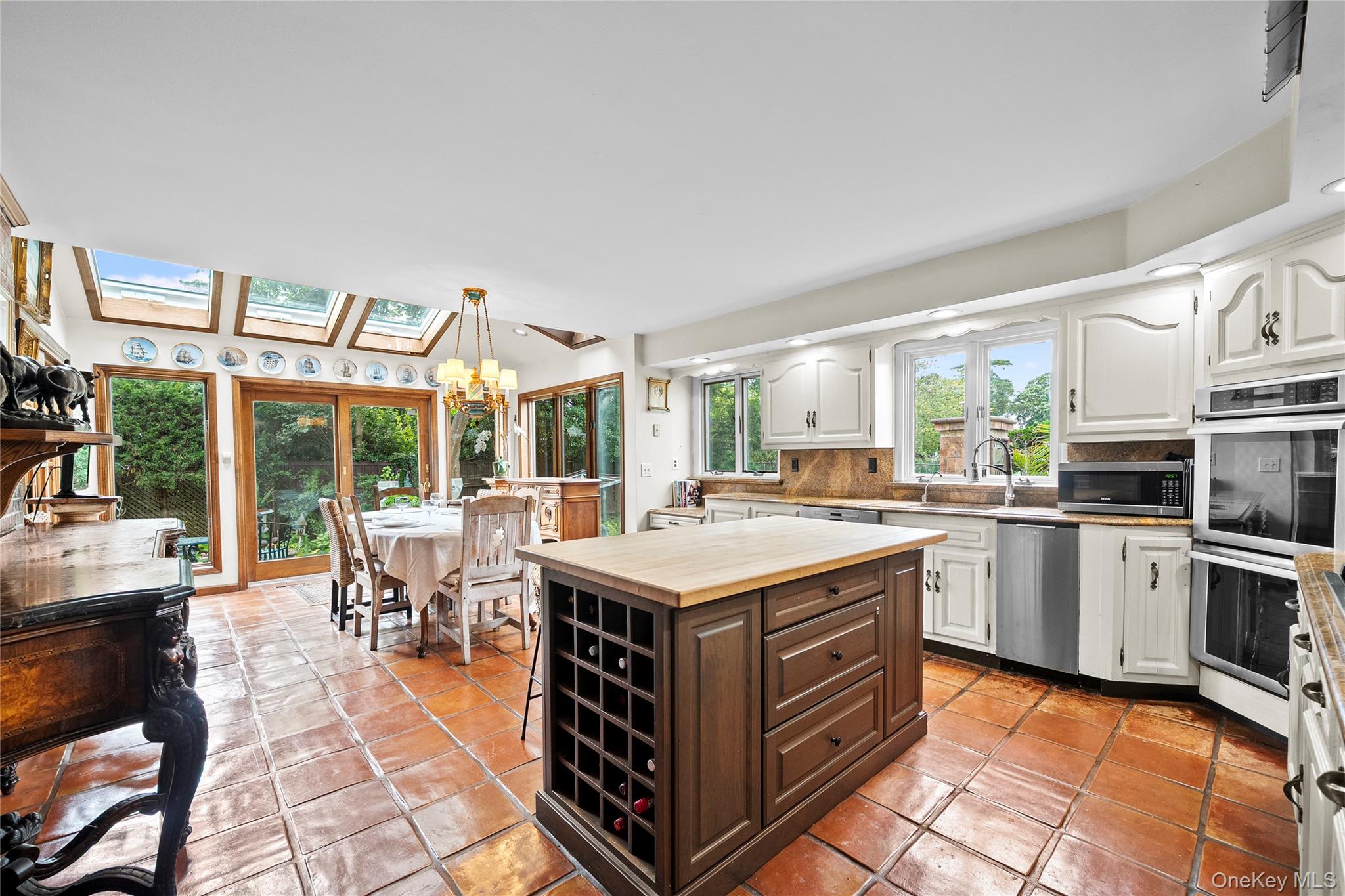 #9 photo, 4 Saltmeadow Court, Bayport , NY 11705