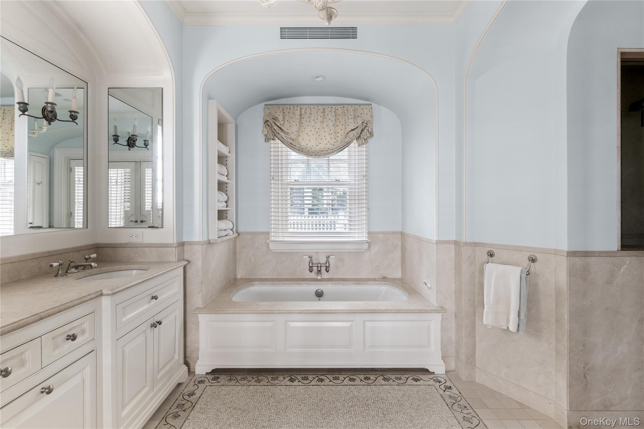 #19 photo, 75 Cove Neck Road, ナッソー郡 Cove Neck , NY 11771