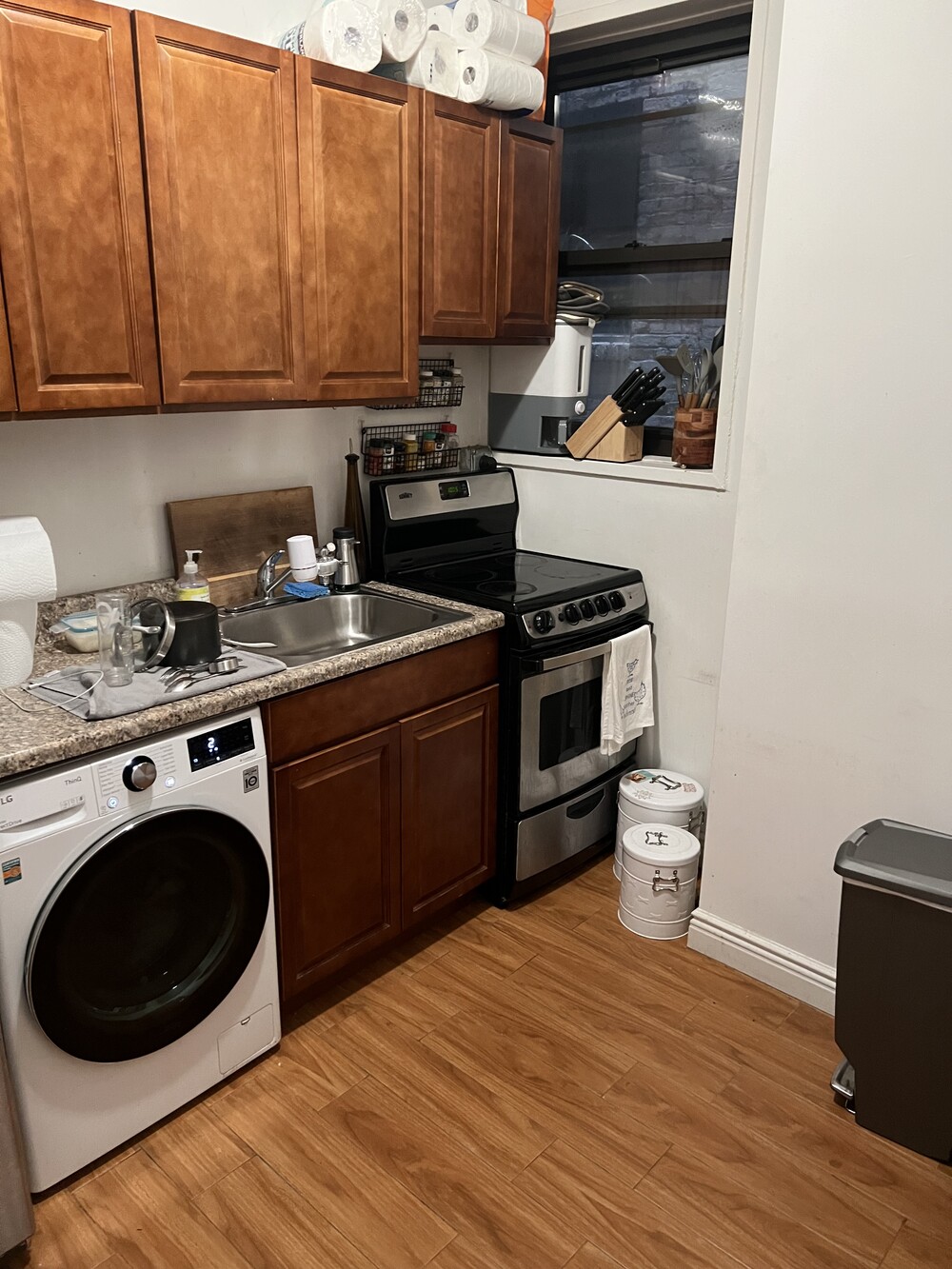 #1 photo, 238 E 82ND Street, Yorkville , NY 10028