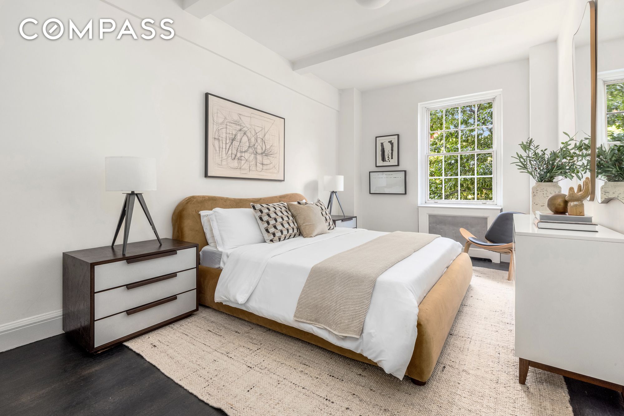 #10 photo, 39 5th Avenue, Greenwich Village , NY 10003