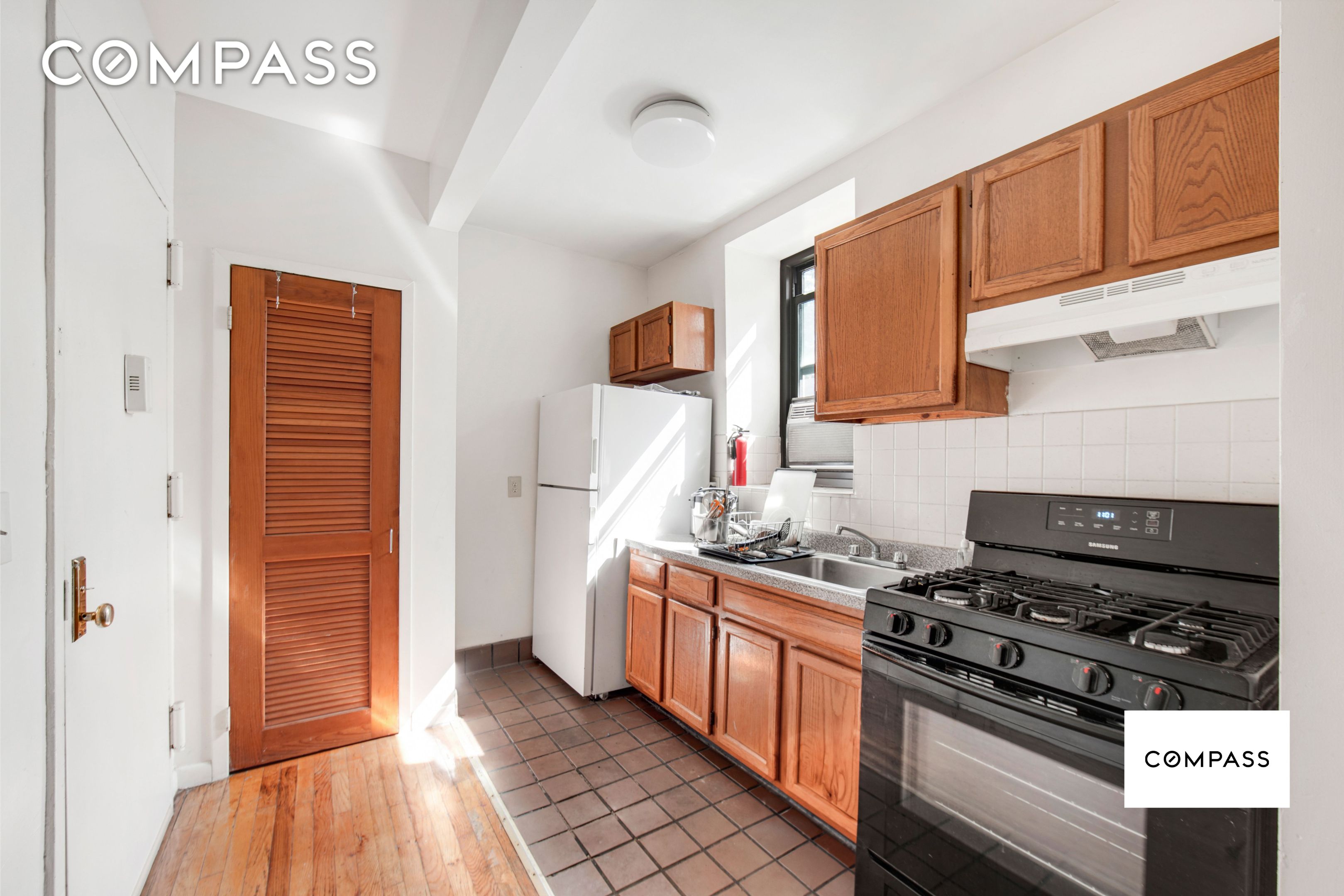 #5 photo, 80 St Nicholas Avenue, マンハッタン Harlem , NY 10026