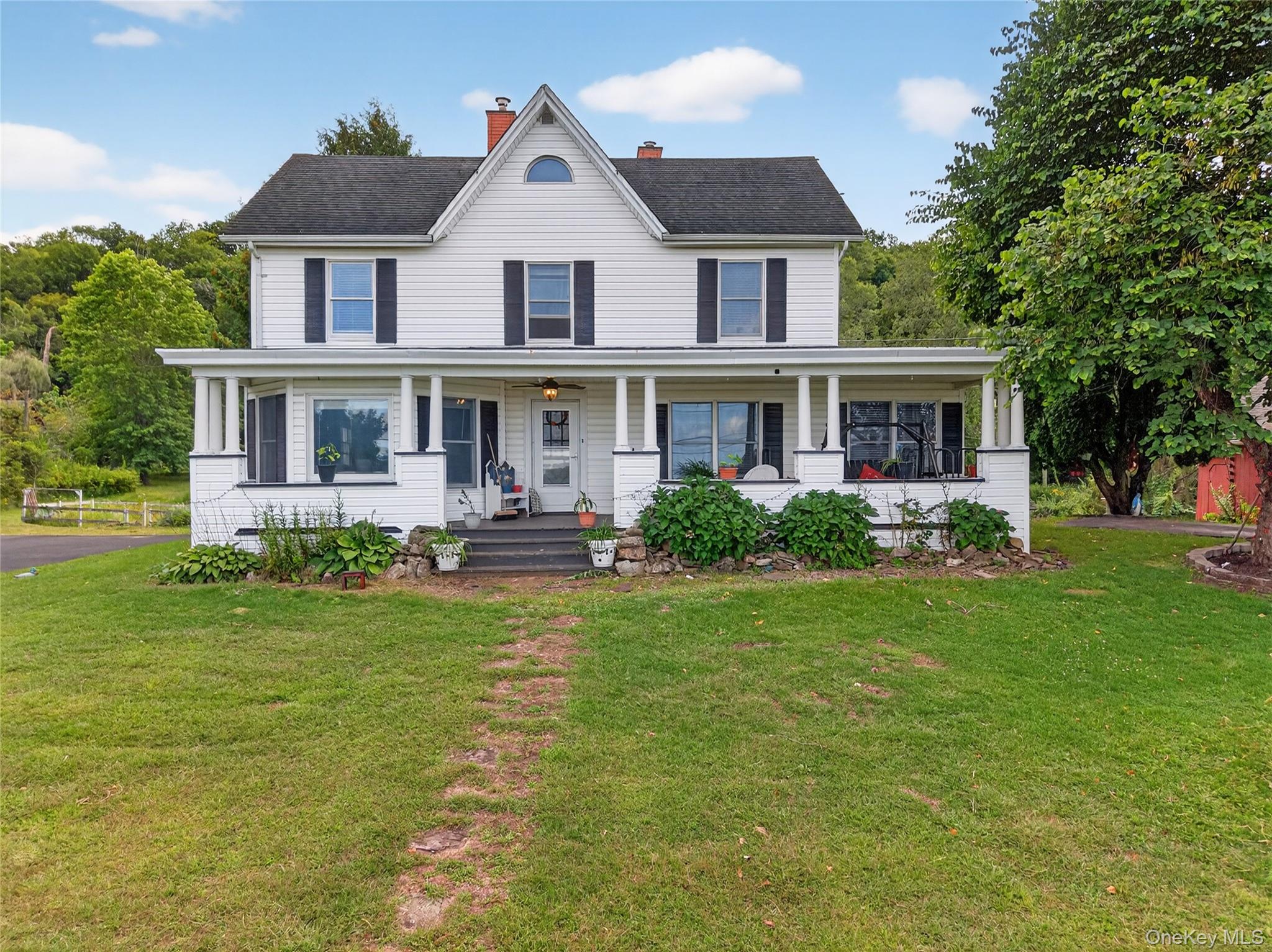 #1 photo, 252 Round Hill Road, Florida , NY 10921