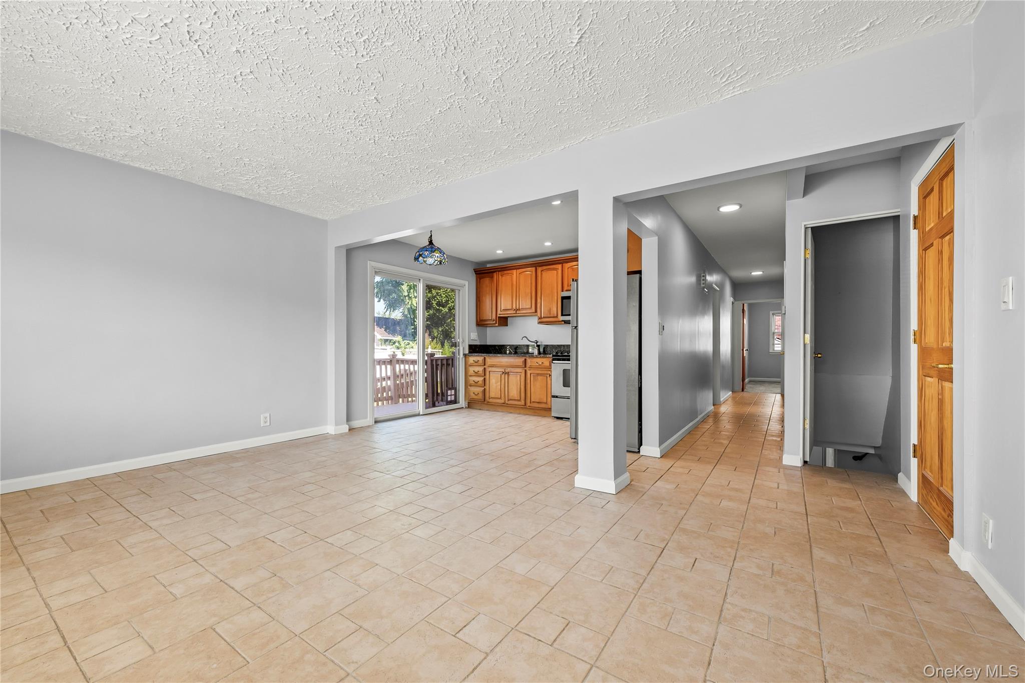 #18 photo, 150-29 16th Road, Whitestone , NY 11357