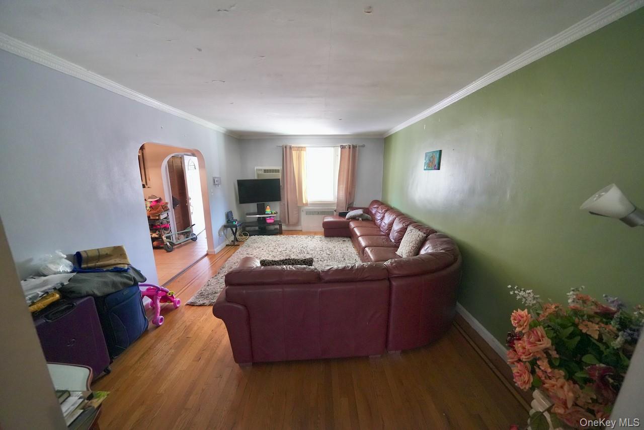 #11 photo, 2929 Fenton Ave Avenue, Bronx , NY 10469