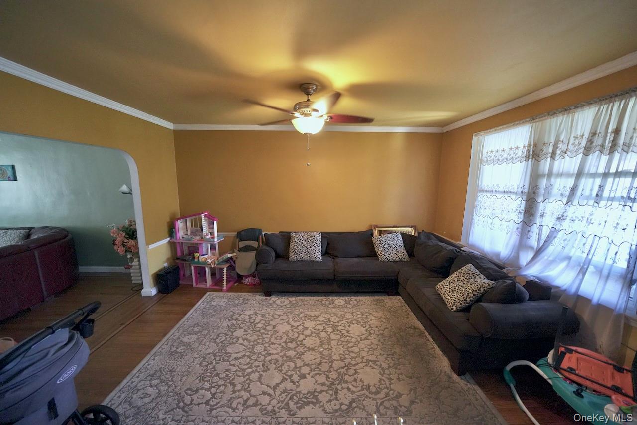 #9 photo, 2929 Fenton Ave Avenue, Bronx , NY 10469