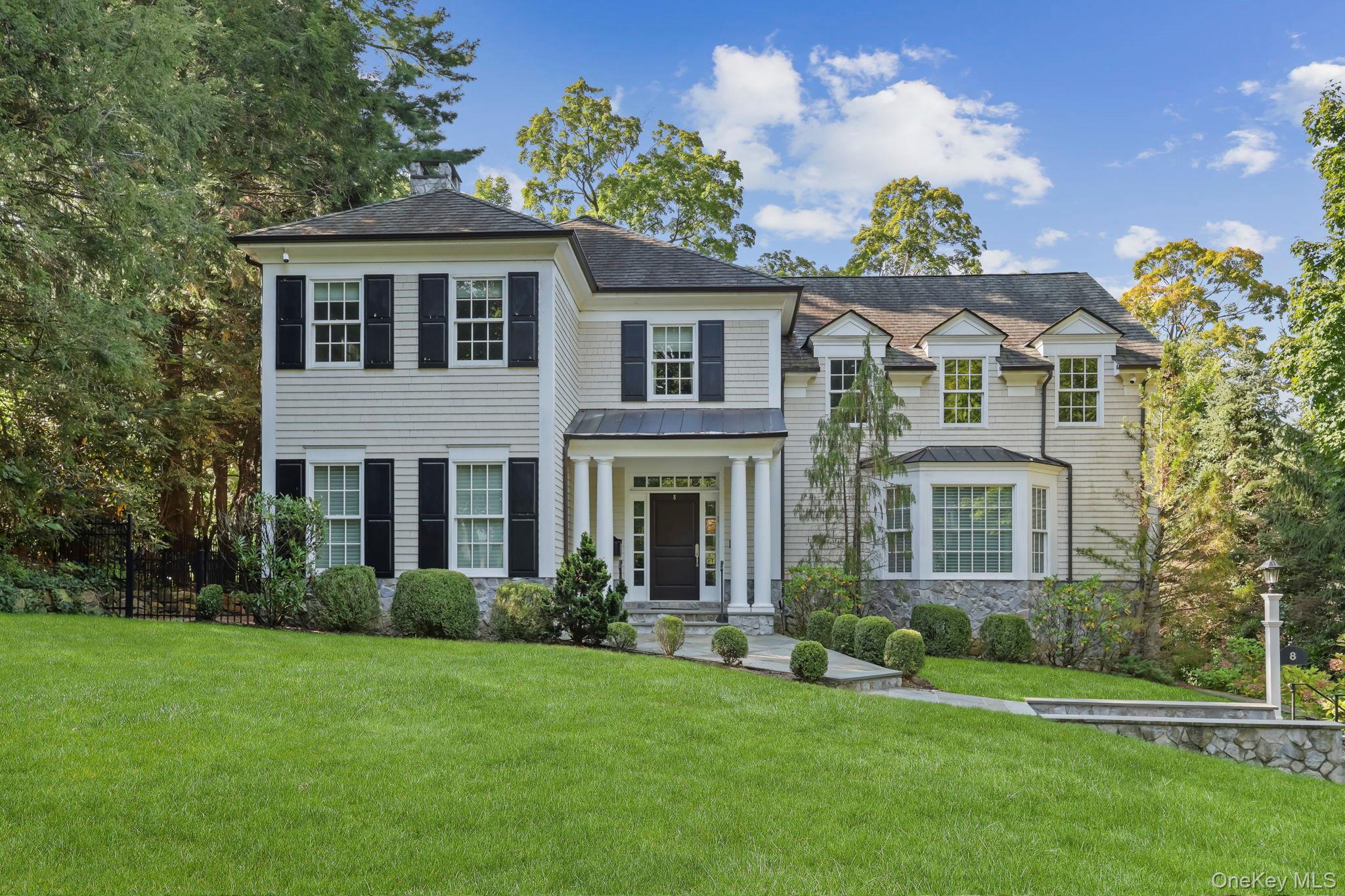 #1 photo, 8 Horseguard Lane, Scarsdale , NY 10583