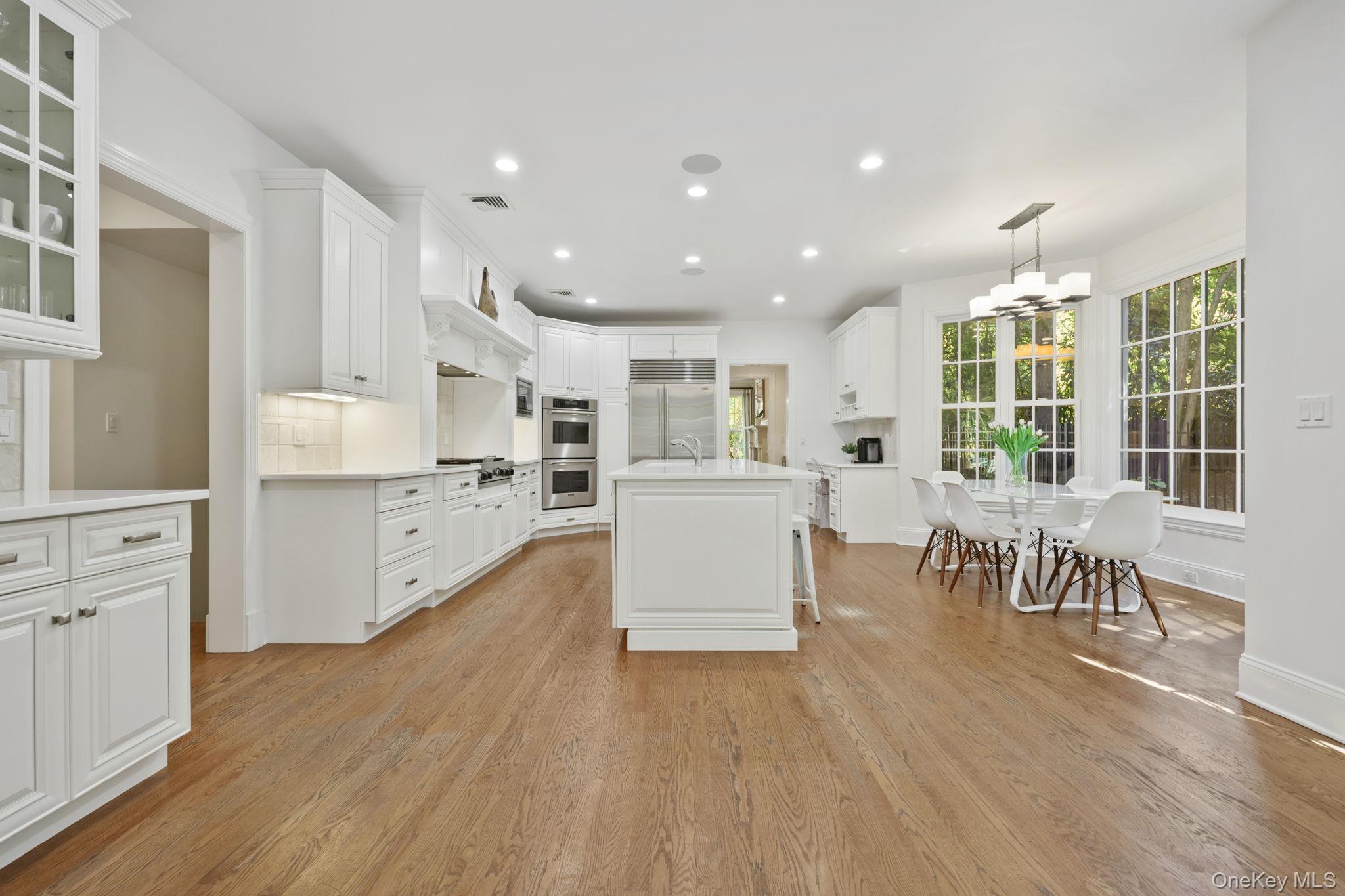 #10 photo, 8 Horseguard Lane, Scarsdale , NY 10583