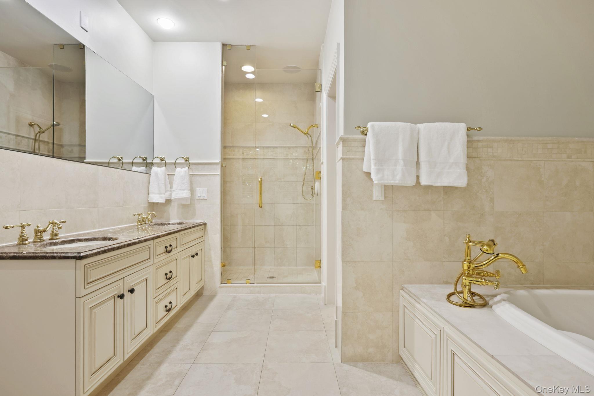 #16 photo, 8 Horseguard Lane, Scarsdale , NY 10583