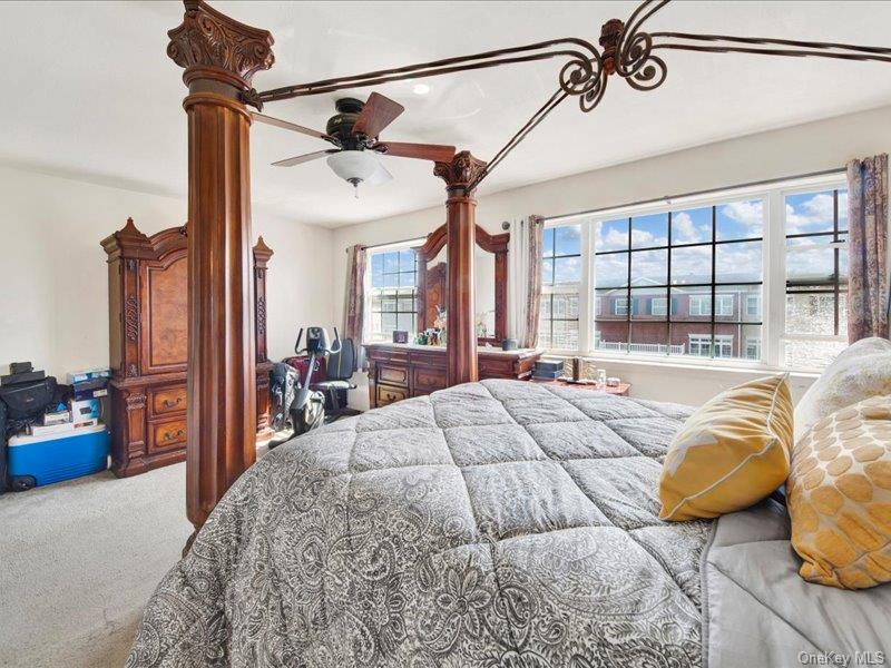 #3 photo, 114 Beacon Lane, Bronx , NY 10473