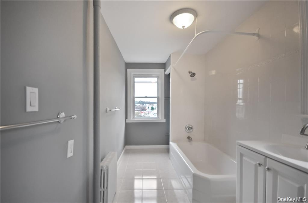 #8 photo, 234 Edwards Place, Yonkers , NY 10703