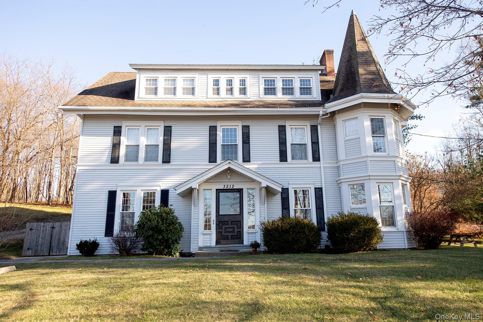 #1 photo, 3212 Franklin Avenue, Millbrook , NY 12545