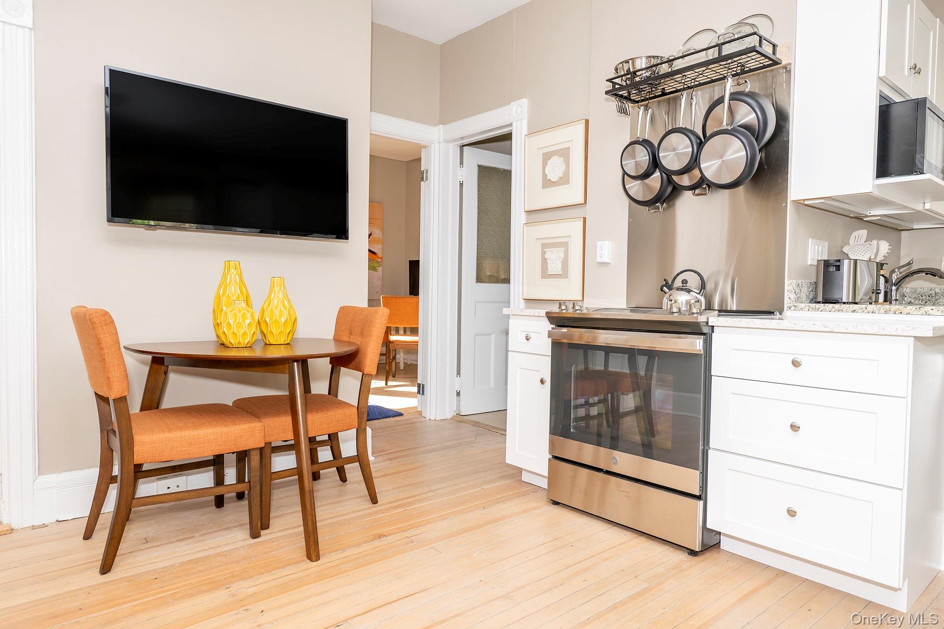 #6 photo, 3212 Franklin Avenue, Millbrook , NY 12545