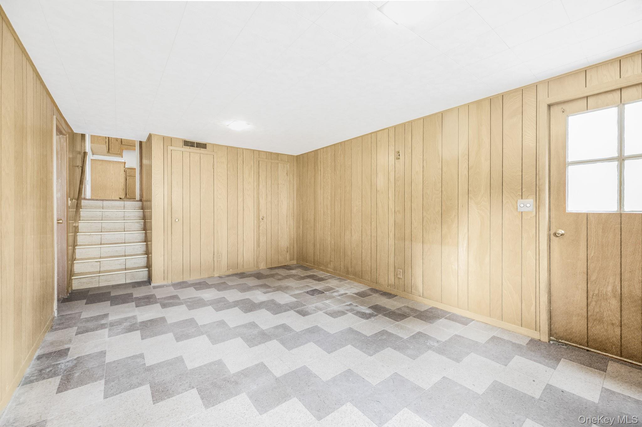 #16 photo, 33 Eisenhower Drive, Yonkers , NY 10710