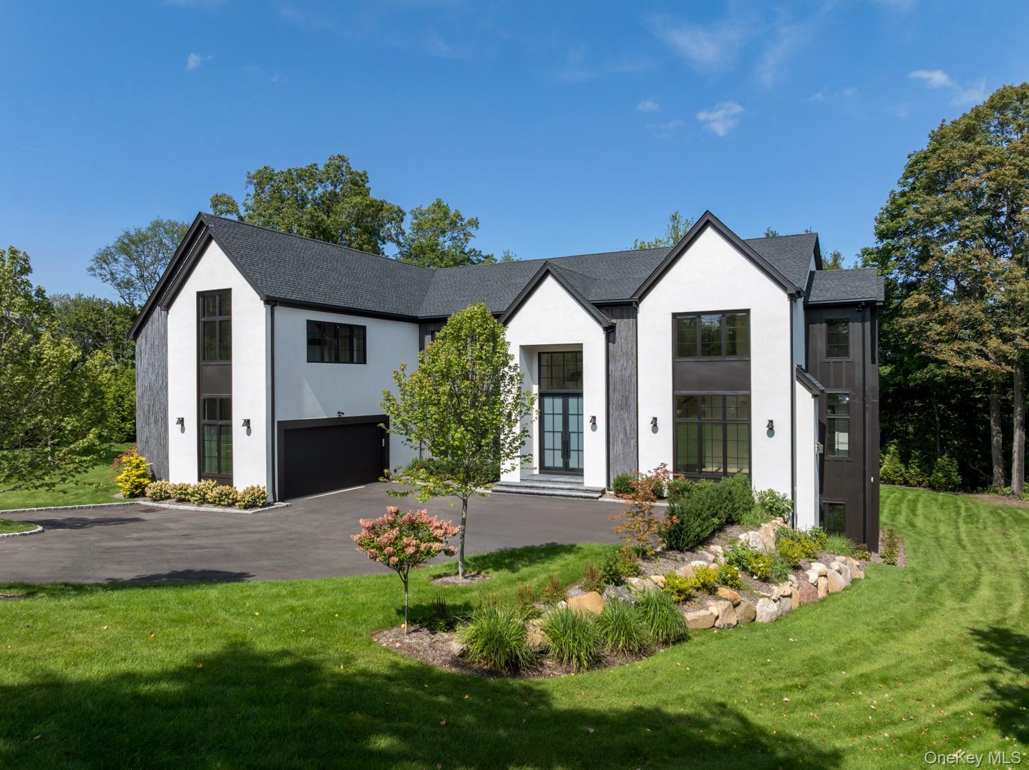 #1 photo, 28 Earle Drive, ナッソー郡 Muttontown , NY 11791