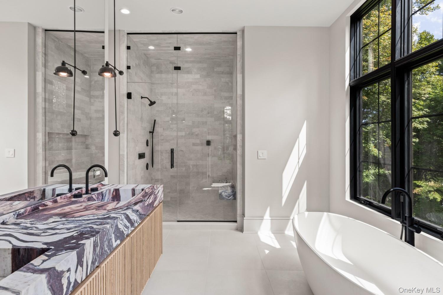 #11 photo, 28 Earle Drive, ナッソー郡 Muttontown , NY 11791