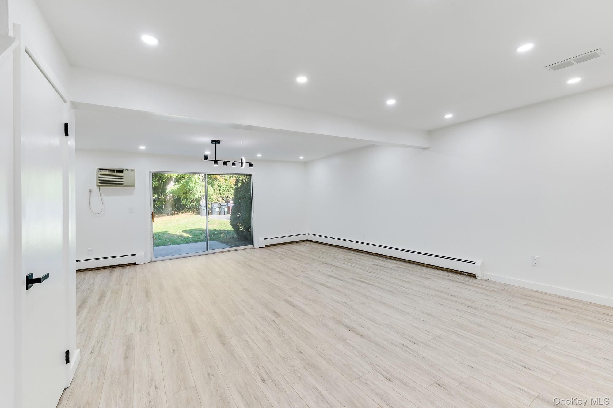 #11 photo, 50 Yorkshire Drive, Suffern , NY 10901