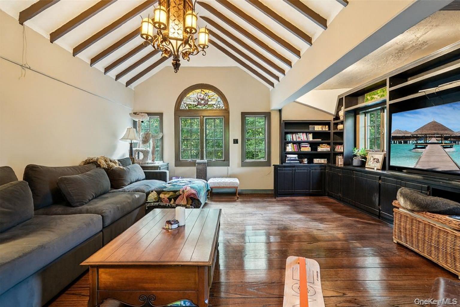 #3 photo, 51 Laurel Road, New City , NY 10956