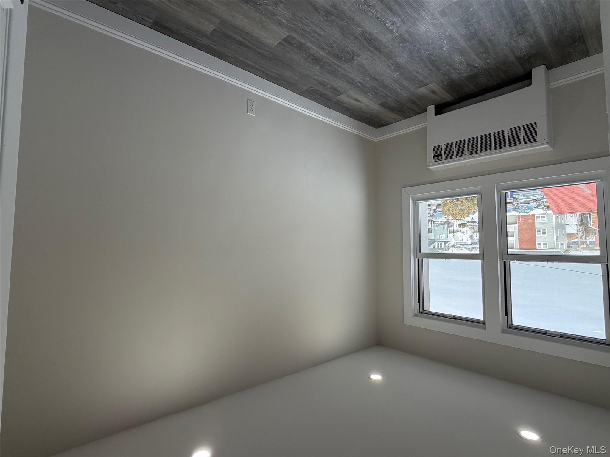 #9 photo, 830 E Broadway, Long Beach , NY 11561