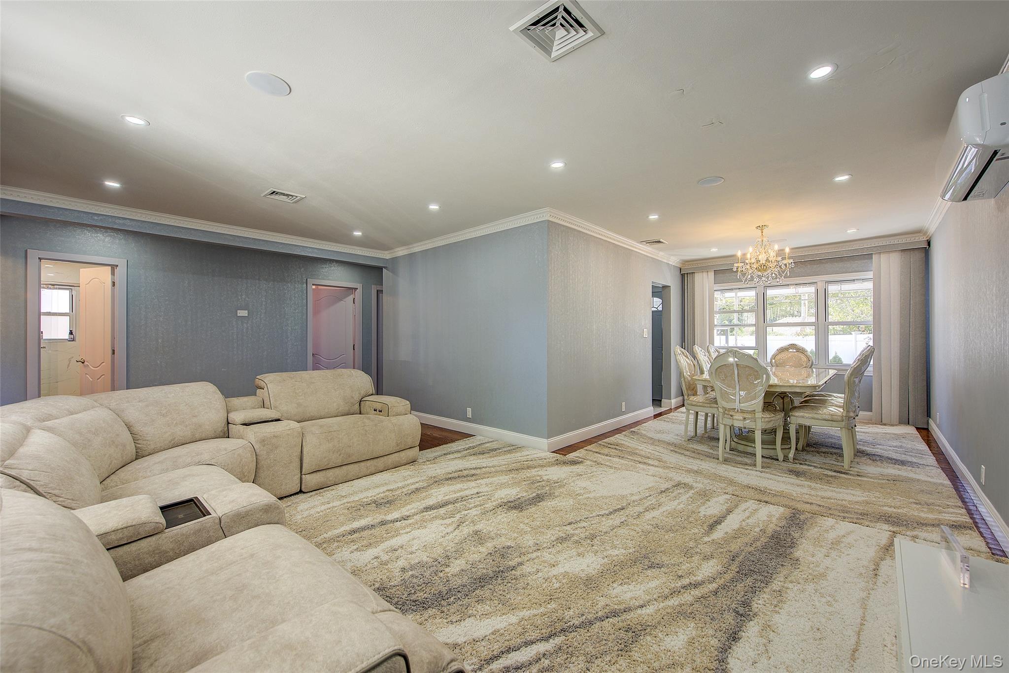 #6 photo, 71-27 172nd Street, Fresh Meadows , NY 11365