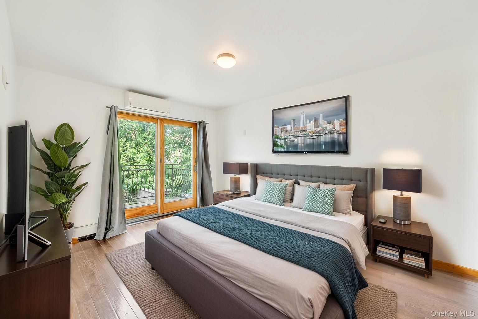 #16 photo, 21-05 33rd Avenue, Astoria , NY 11106