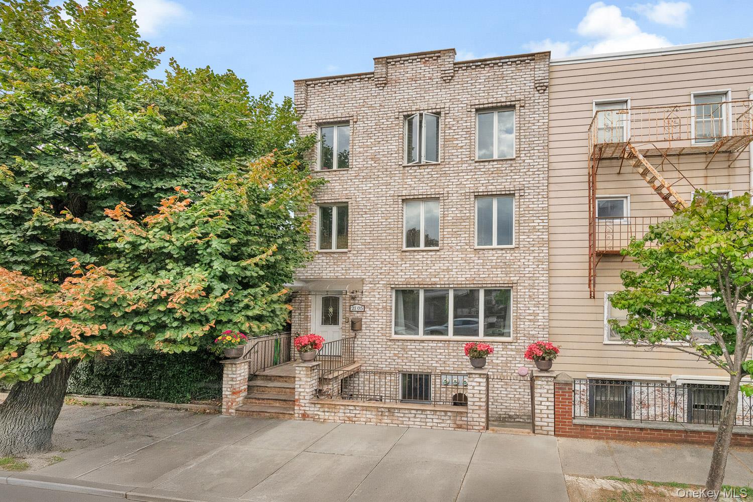 #2 photo, 21-05 33rd Avenue, Astoria , NY 11106