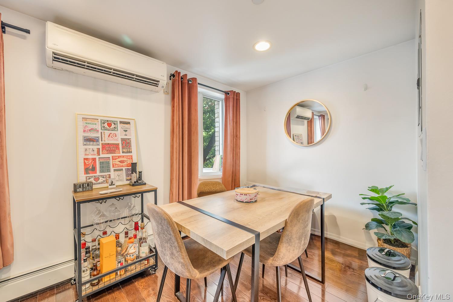 #7 photo, 21-05 33rd Avenue, Astoria , NY 11106