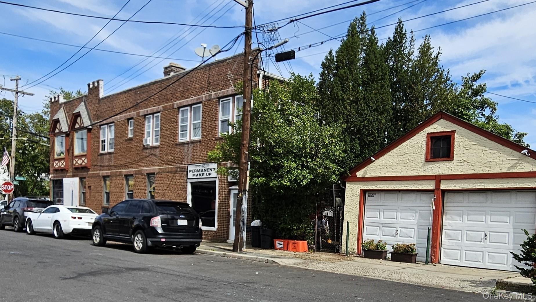 #5 photo, 352 Hempstead Avenue, West Hempstead , NY 11552