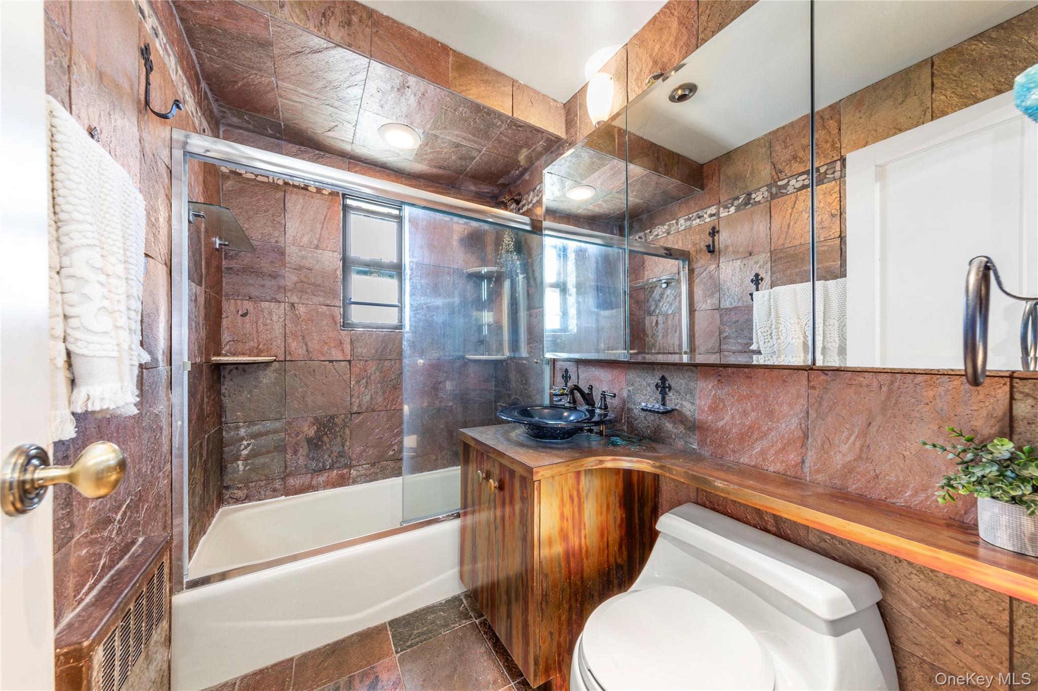 #7 photo, 16 terrace Circle, Great Neck , NY 11021