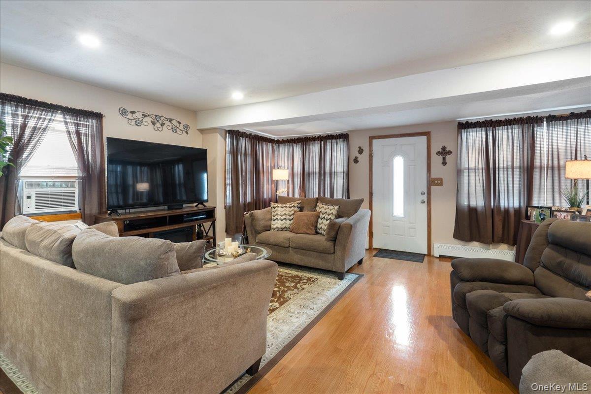 #3 photo, 345 Evans Avenue, Elmont , NY 11003