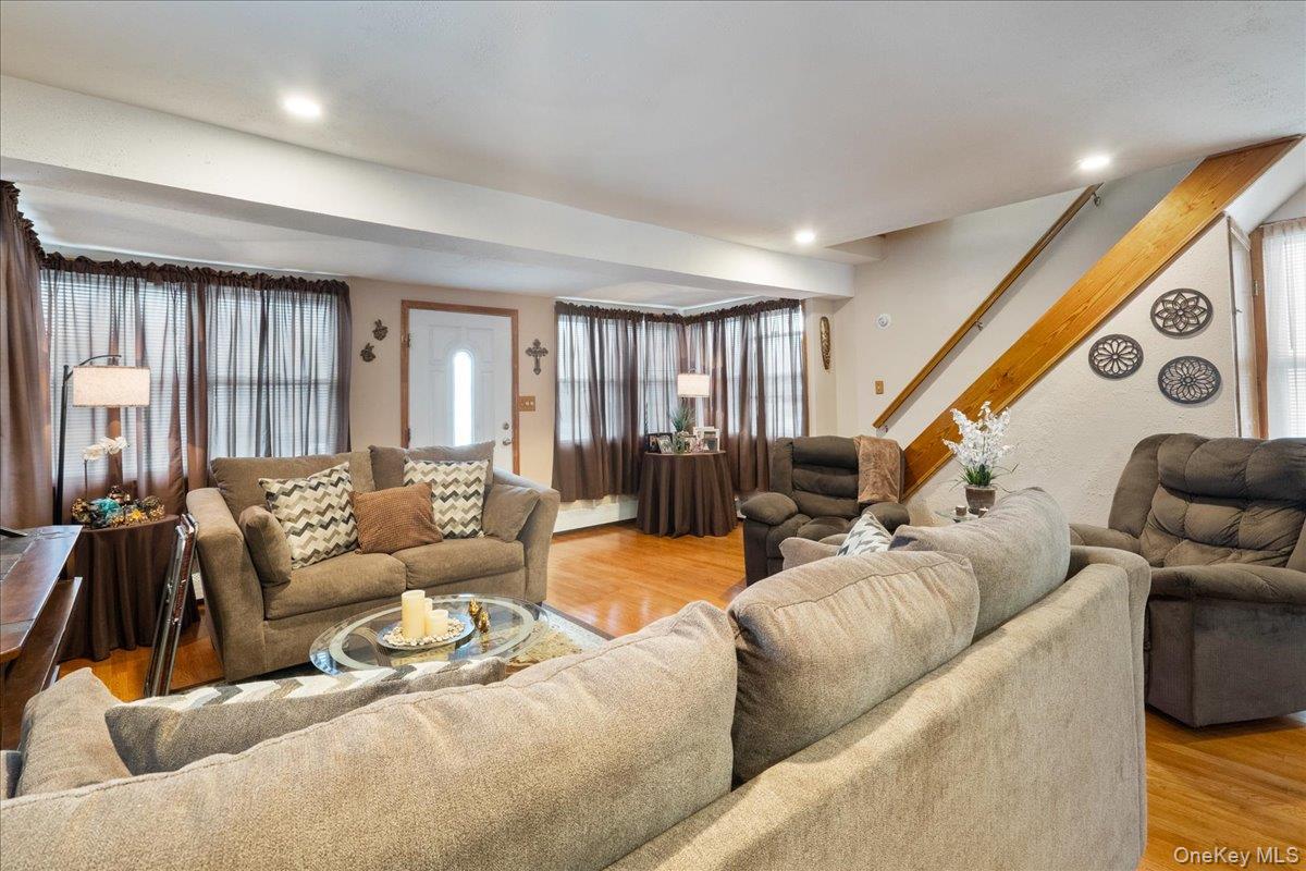 #4 photo, 345 Evans Avenue, Elmont , NY 11003