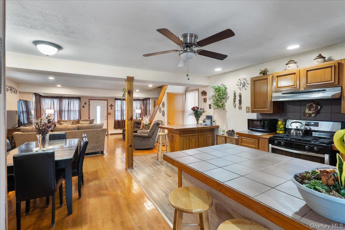 #7 photo, 345 Evans Avenue, Elmont , NY 11003