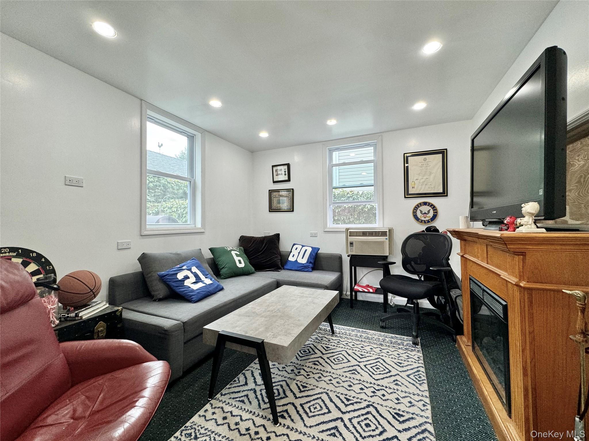 #16 photo, 32 Herbert Avenue, Port Washington , NY 11050