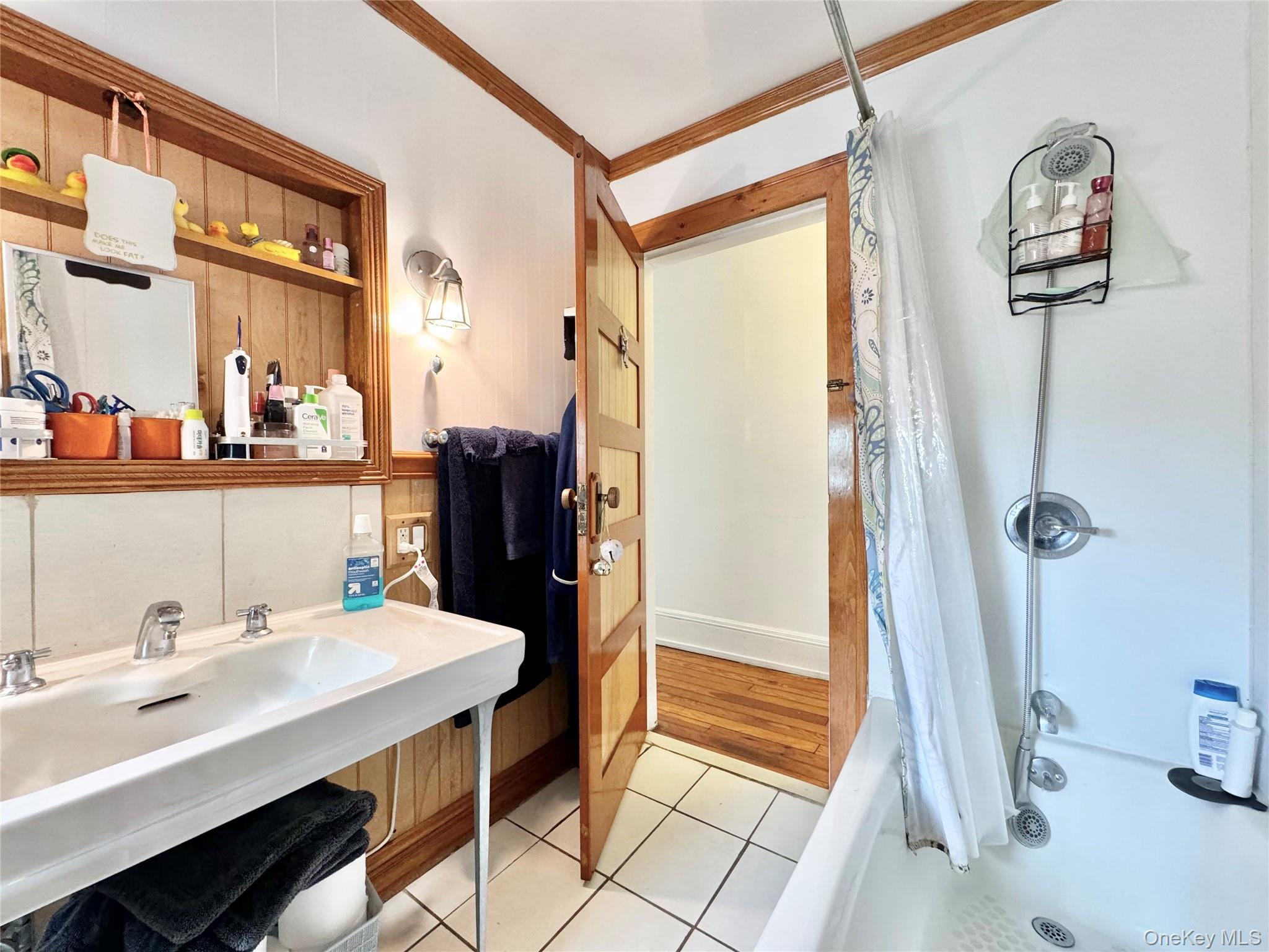 #18 photo, 32 Herbert Avenue, Port Washington , NY 11050