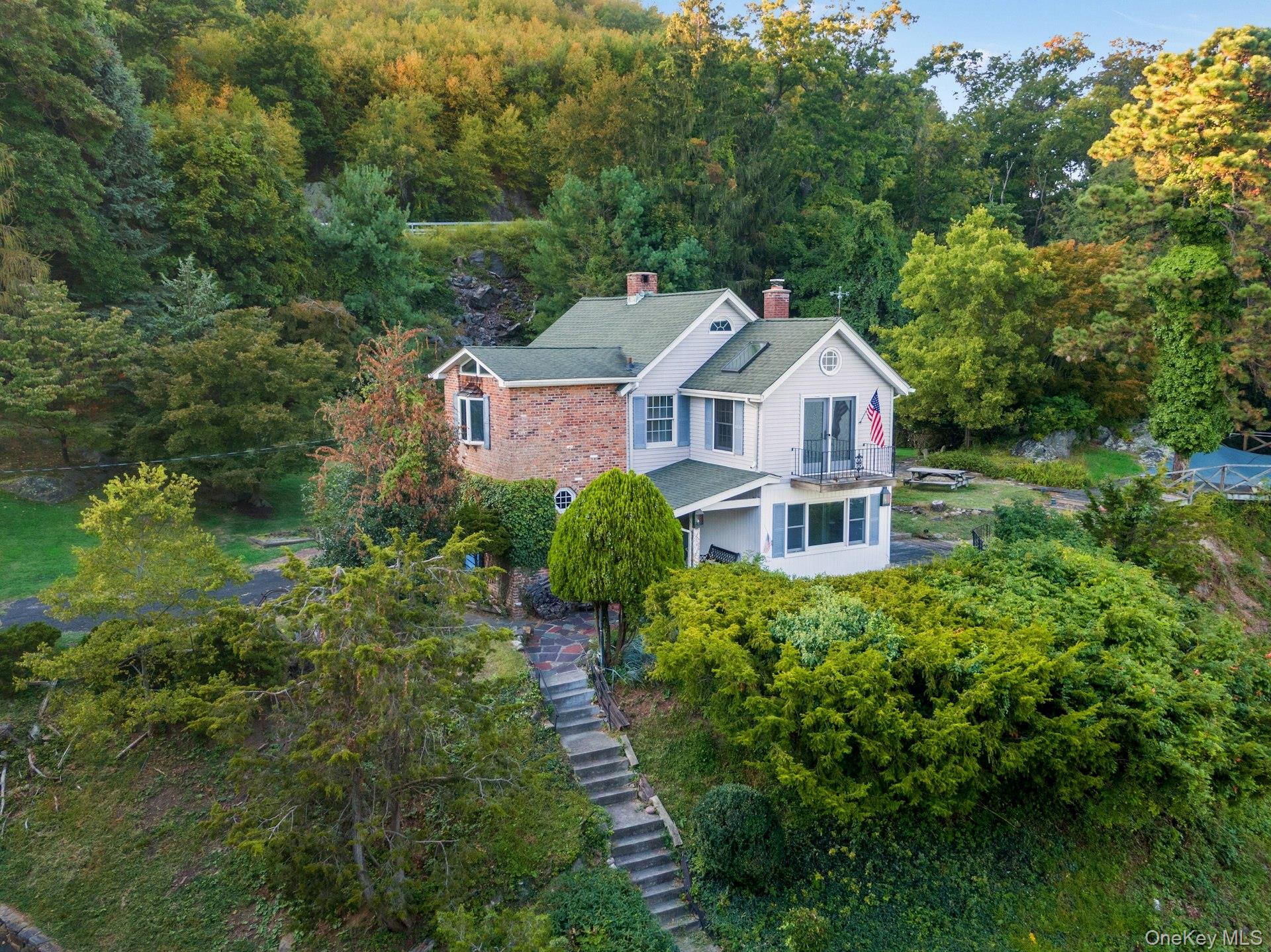 #2 photo, 8 Ayers Road, Tomkins Cove , NY 10986