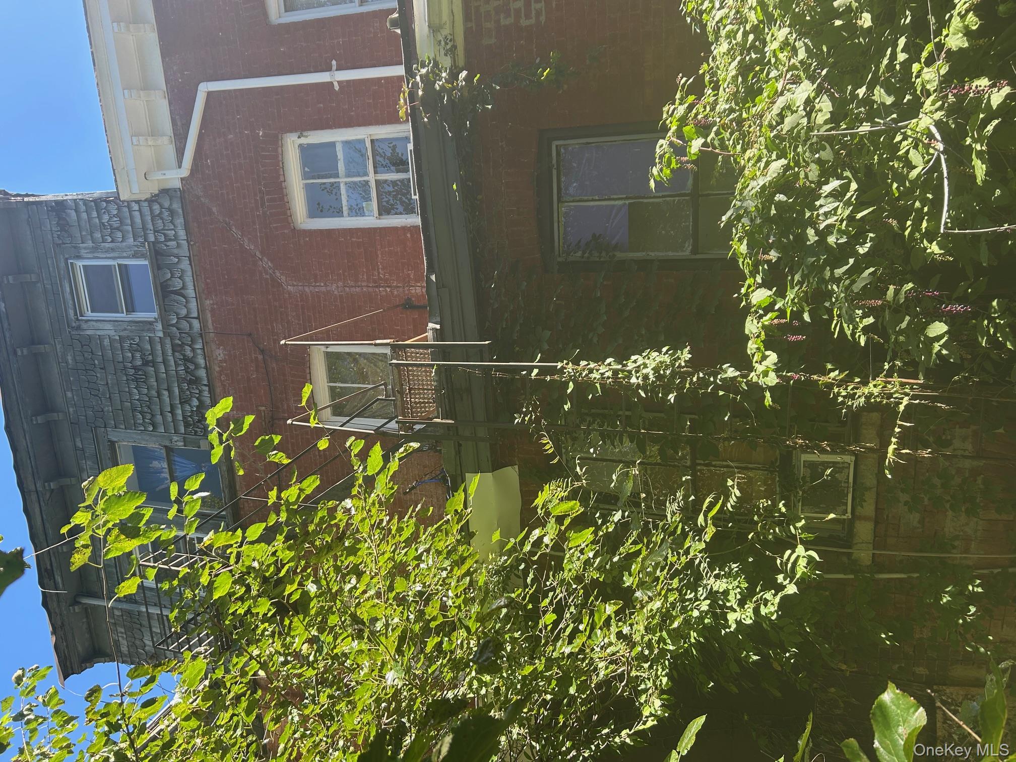 #20 photo, 119 Chambers Street, Newburgh , NY 12550