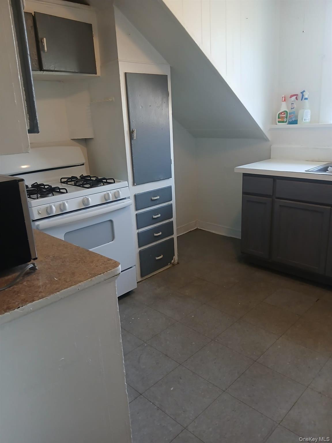 #3 photo, 119 Chambers Street, Newburgh , NY 12550