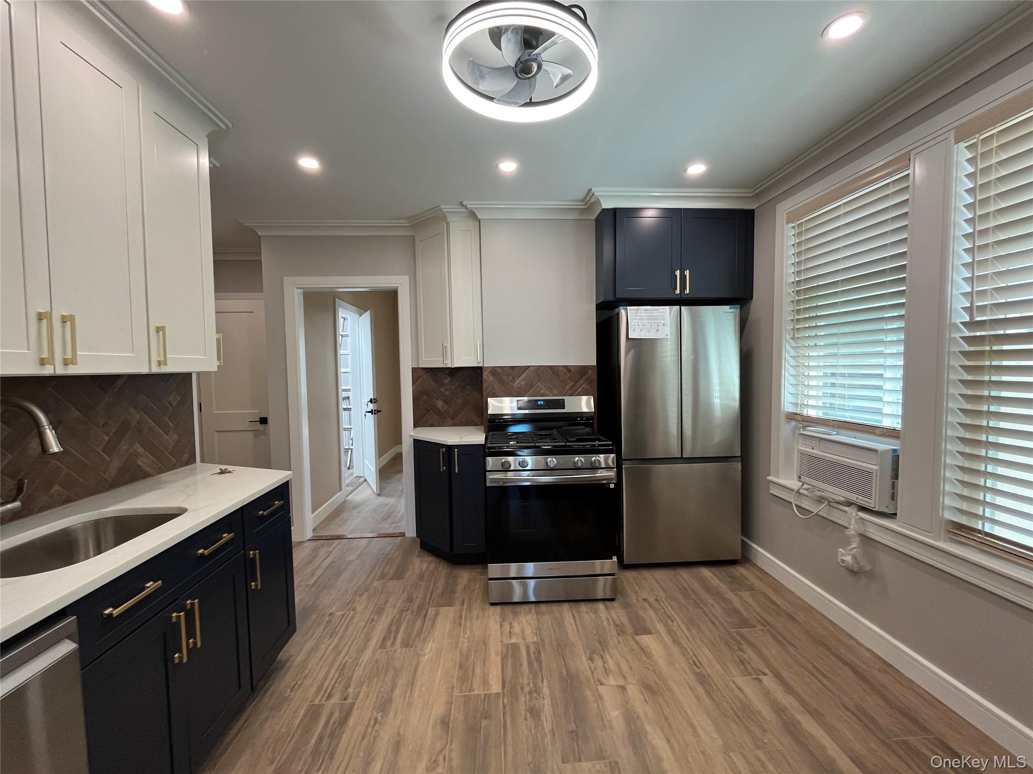 #11 photo, 5985 57th Drive, Maspeth , NY 11378