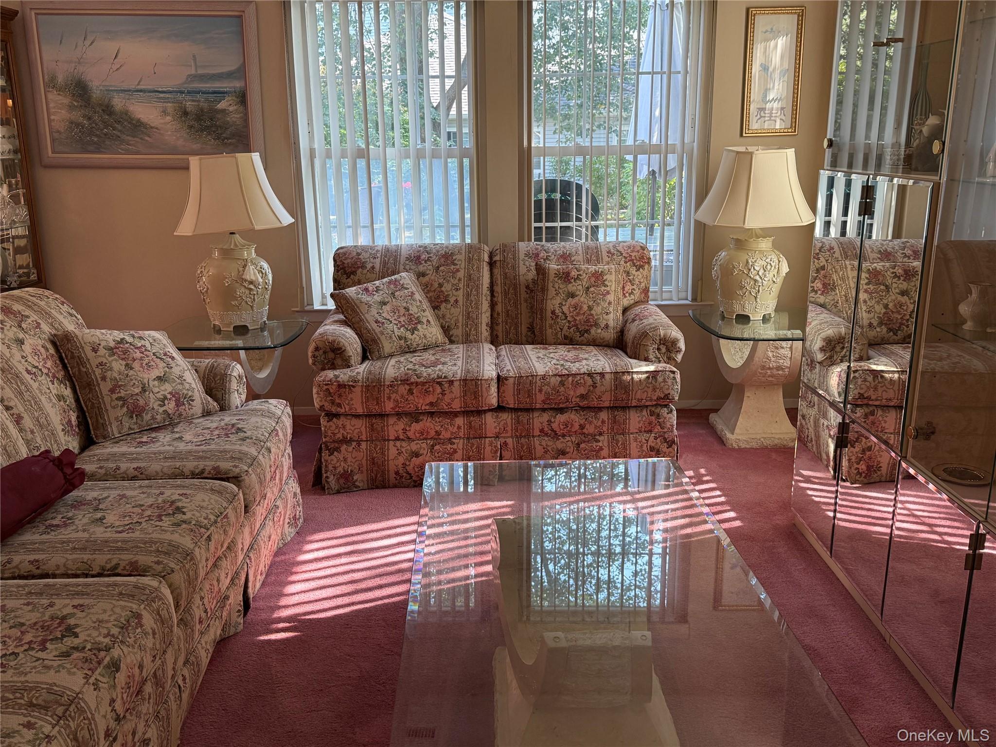 #2 photo, 1209 Sara Circle, サフォーク郡 Port Jefferson Station , NY 11776