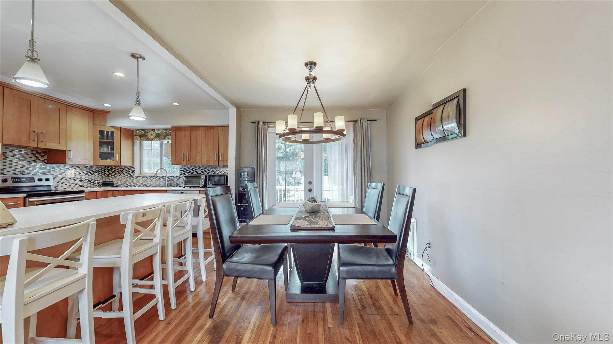 #9 photo, 62 Summit Street, Hicksville , NY 11801