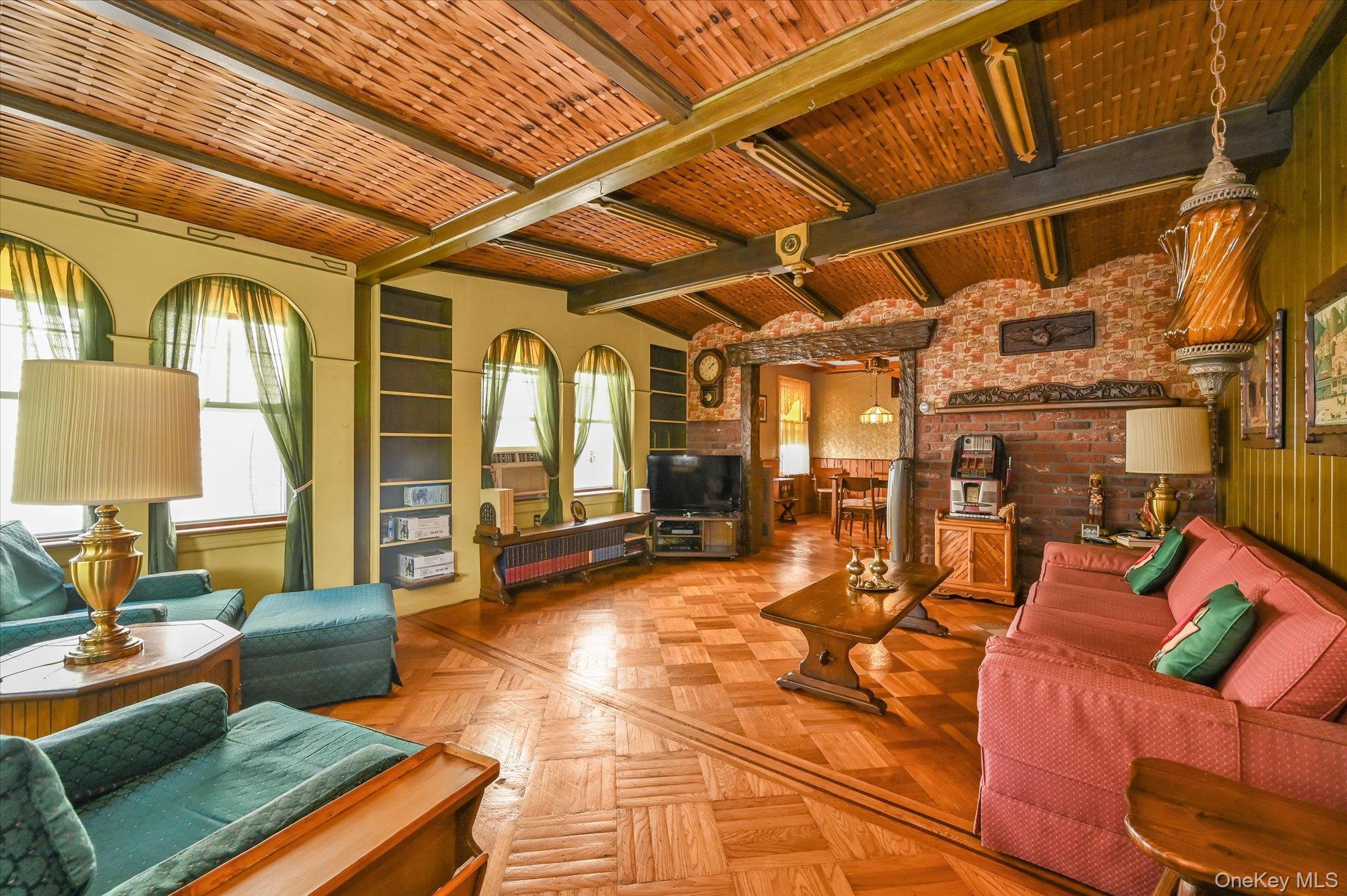 #4 photo, 2559 123rd Street, クイーンズ区 Flushing , NY 11354