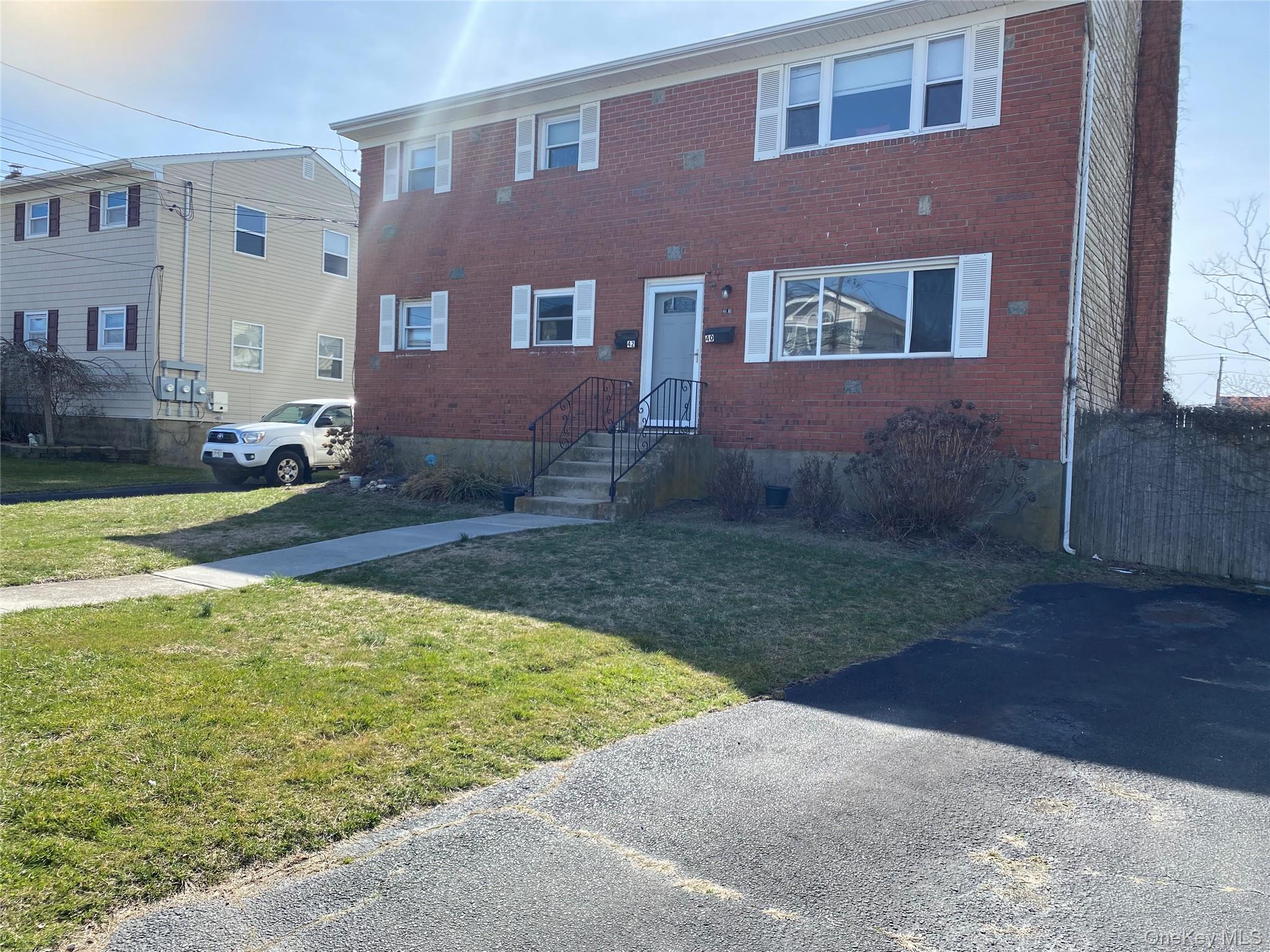 #1 photo, 40 Yacht Club Road, Babylon , NY 11702