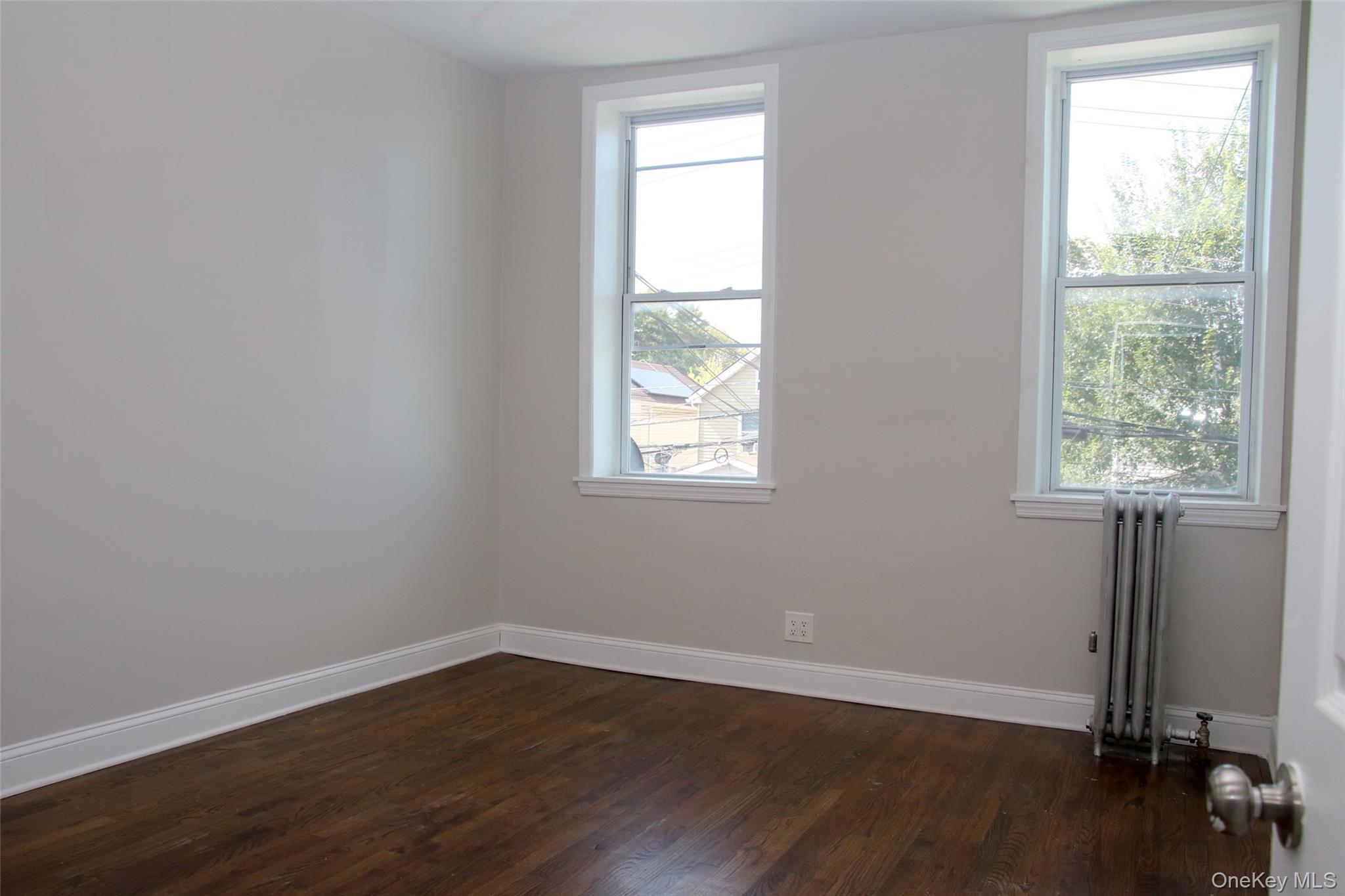 #10 photo, 104-07 177TH Street, クイーンズ区 Jamaica , NY 11433