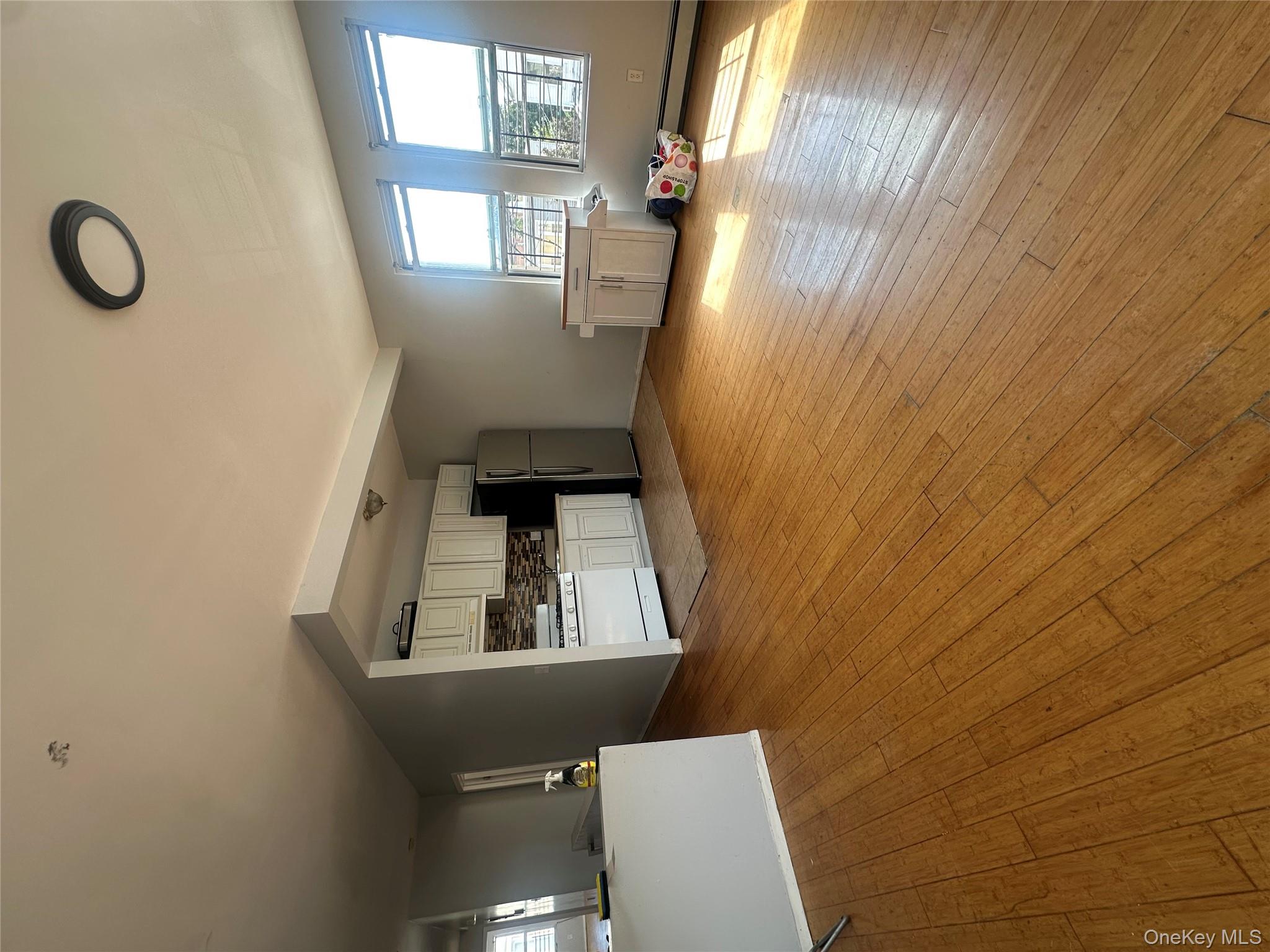 #6 photo, 9202 Avenue K, ブルックリン区 Brooklyn , NY 11236