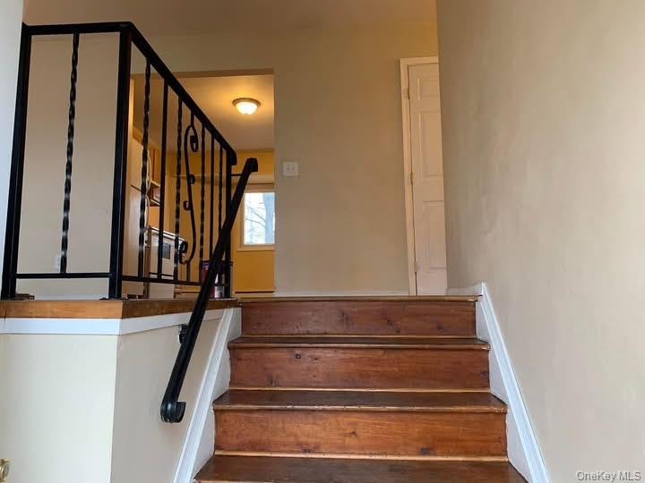 #1 photo, 16 Broadway, West Babylon , NY 11704